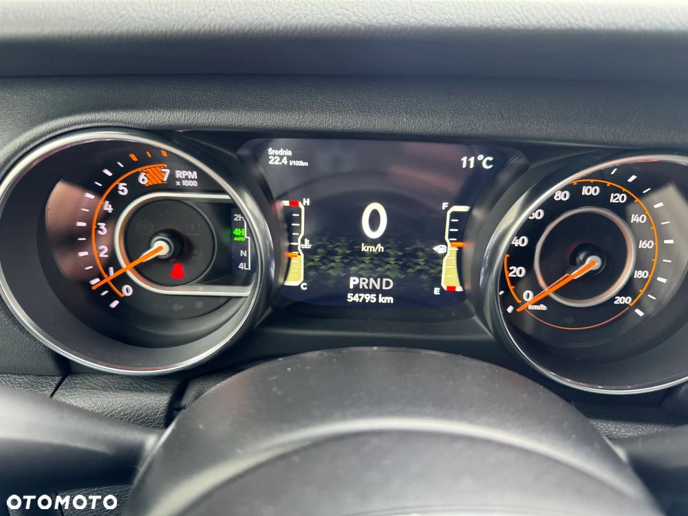 Jeep Wrangler Unlimited GME 2.0 Turbo Sahara - 27