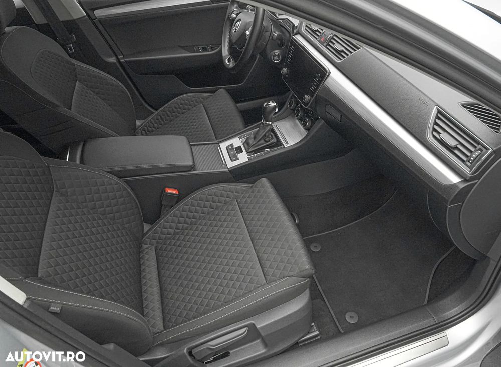 Skoda Superb 2.0 TDI DSG Style - 13