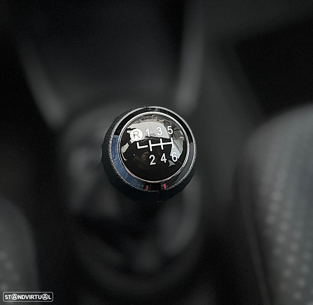 Toyota Yaris 1.33 VVT-i Sport - 13