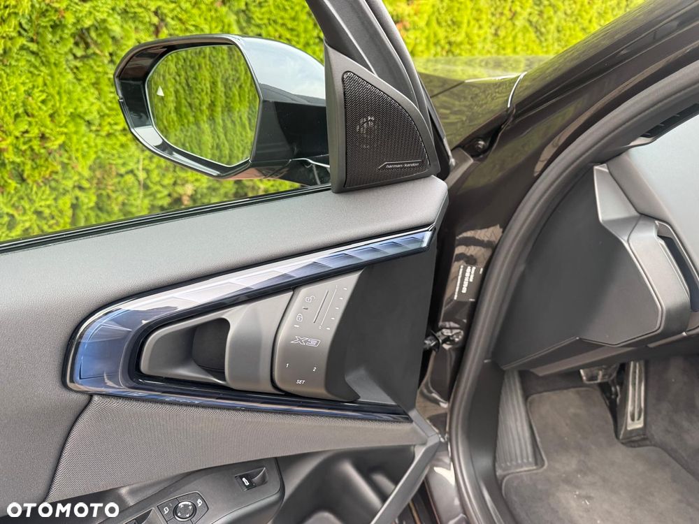 BMW X3 - 27