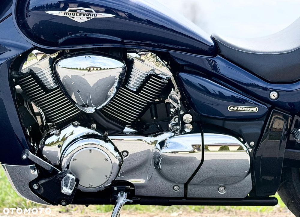 Suzuki Boulevard - 8