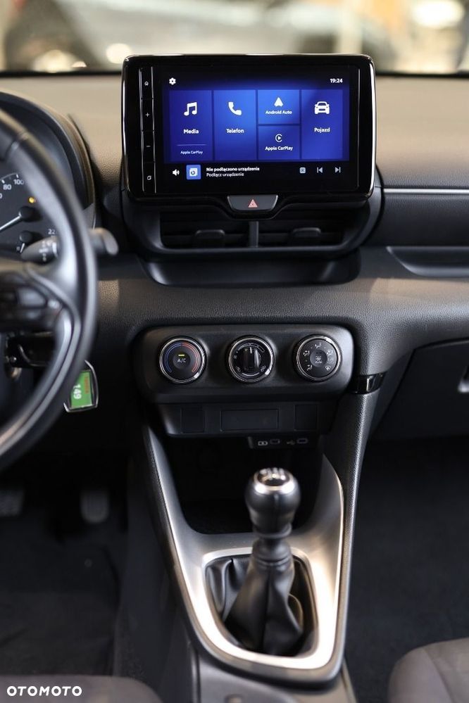 Toyota Yaris - 24