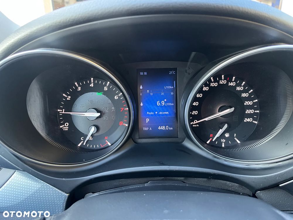 Toyota Avensis 2.0 Premium MS - 9