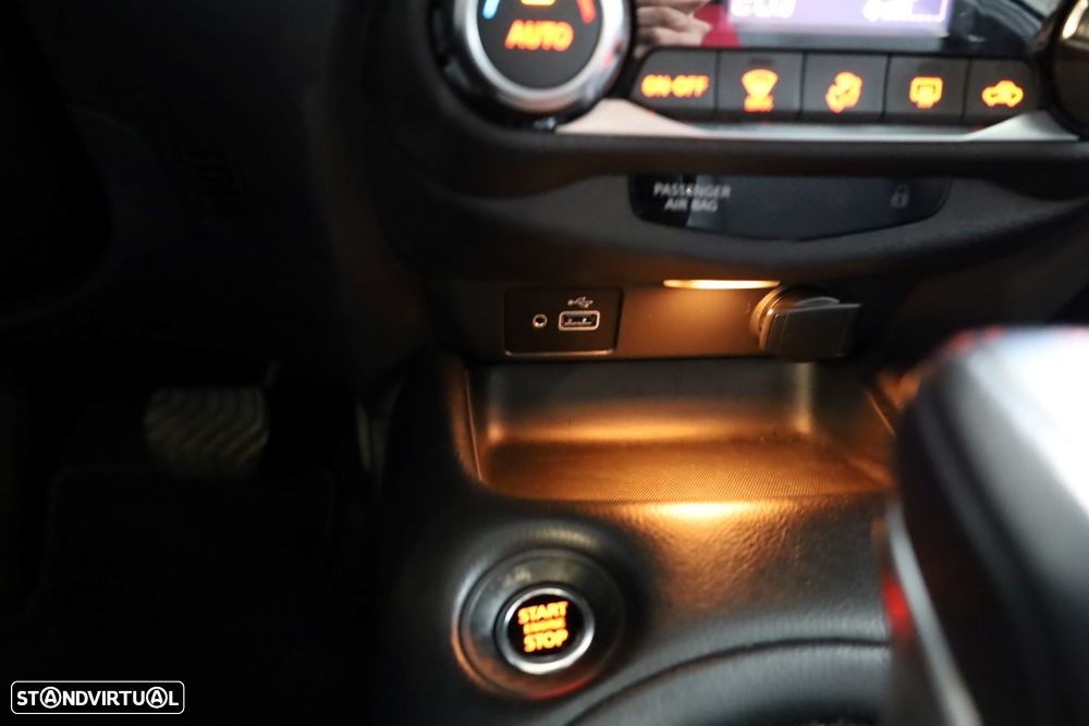 Nissan Juke 1.0 DIG-T N-Connecta DCT - 23