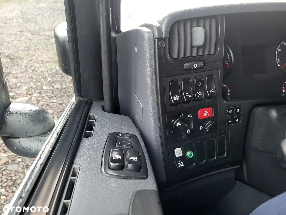 Scania p400 p 400 - 12