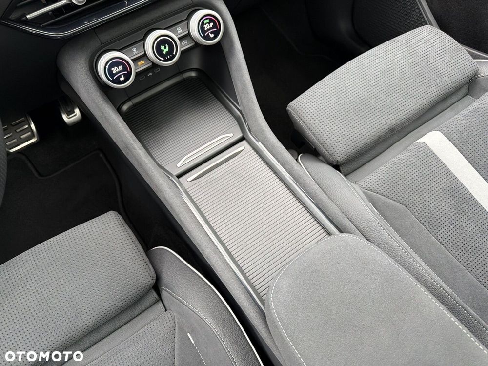 Skoda Kodiaq 1.5 TSI mHEV 4x2 Sportline DSG - 23