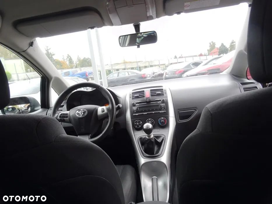 Toyota Auris 1.33 VVT-i Active - 13