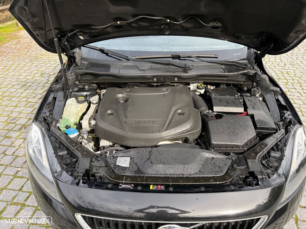 Volvo V40 2.0 D2 R-Design Momentum - 14
