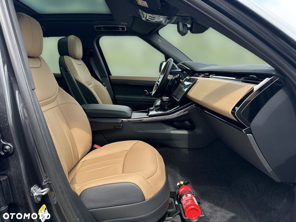 Land Rover Range Rover Sport - 13