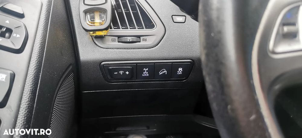 Hyundai ix35 2.0 CRDI 4WD Premium - 7