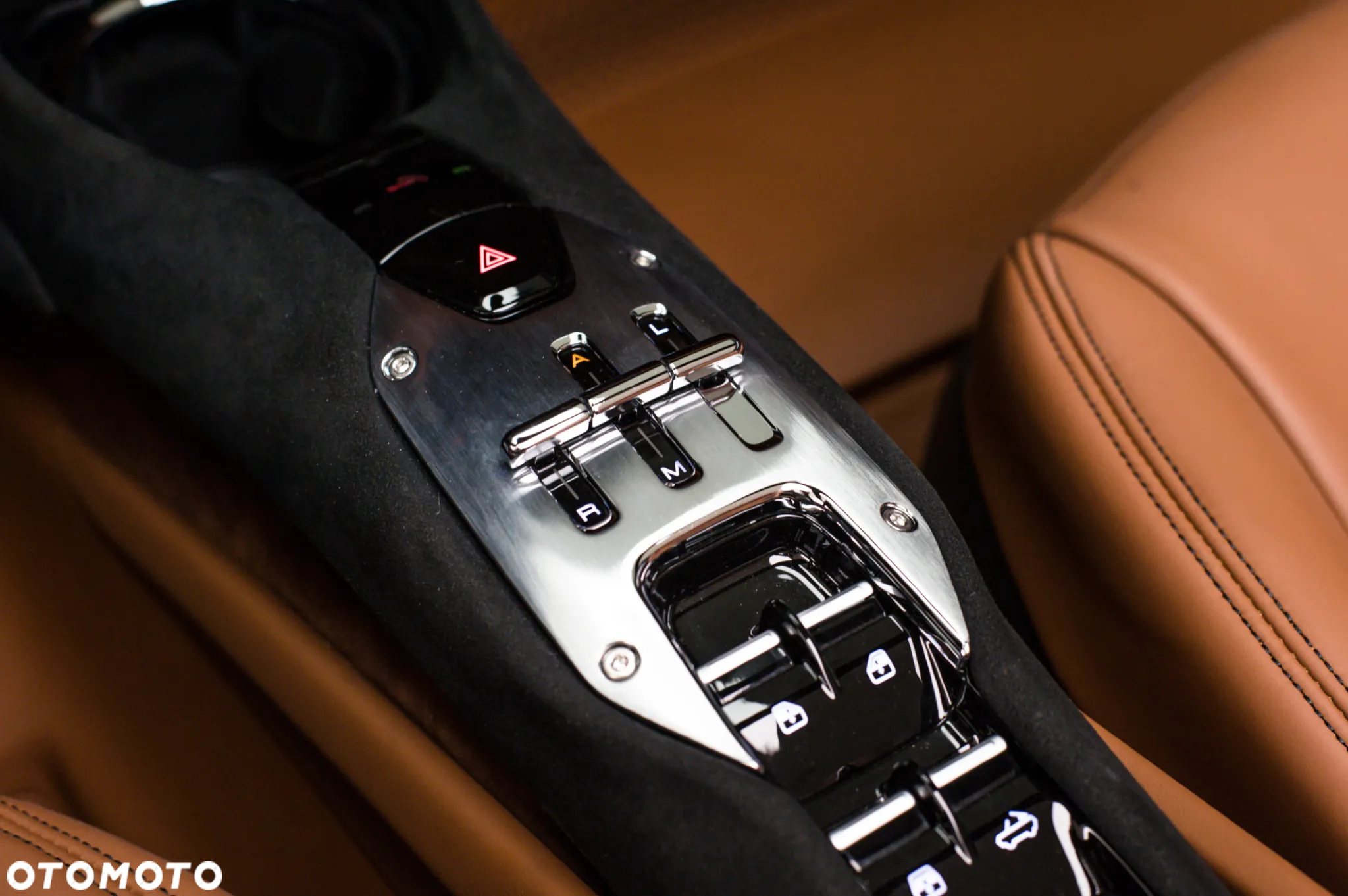 Ferrari 296 GTS - 24