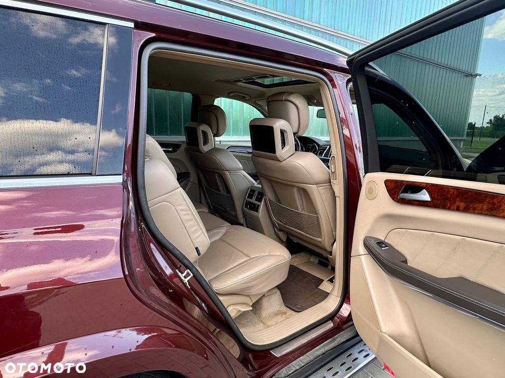 Mercedes-Benz GL 350 BlueTEC 4-Matic - 11