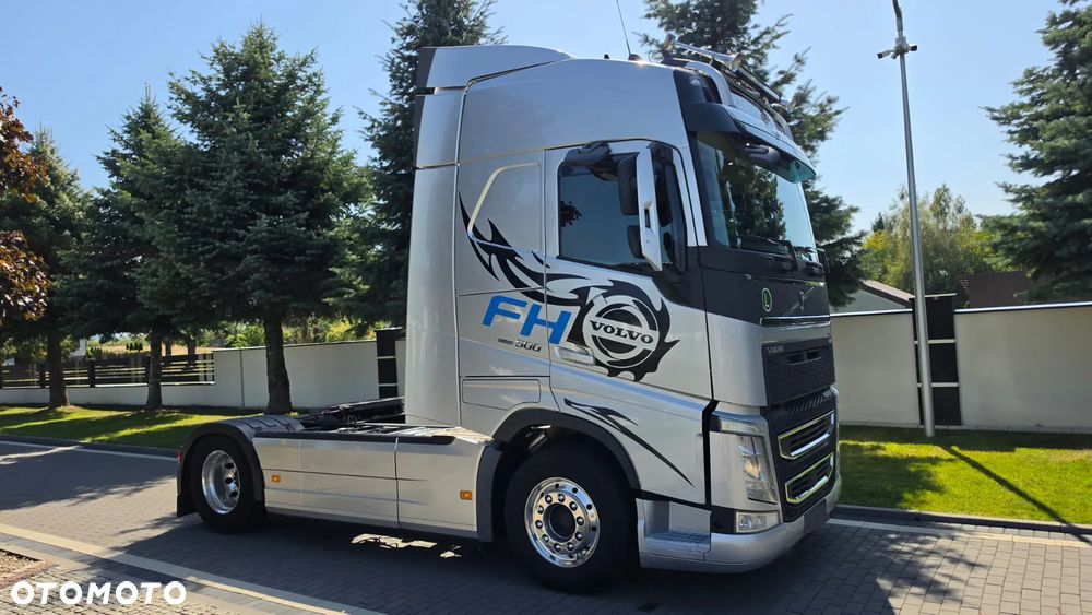 Volvo VOLVO///FH///500///2017///XENONY///ALUMINIOWE FELGI///ZABUDOWY MIĘDZYOSIOWE///TELEWIZOR///KONTRAKT SERWISOWY///STAN DOBRY - 6