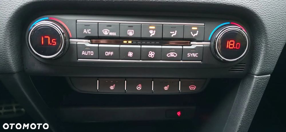 Kia ProCeed 1.6 T-GDI DCT7 OPF GT - 29