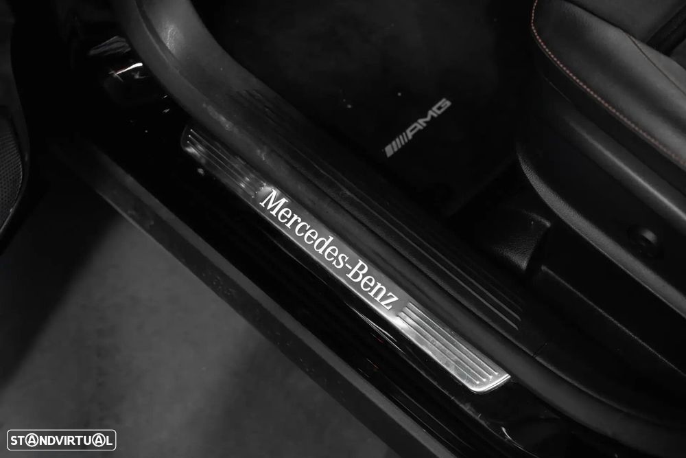 Mercedes-Benz GLA 250 e 8G-DCT AMG Line - 32