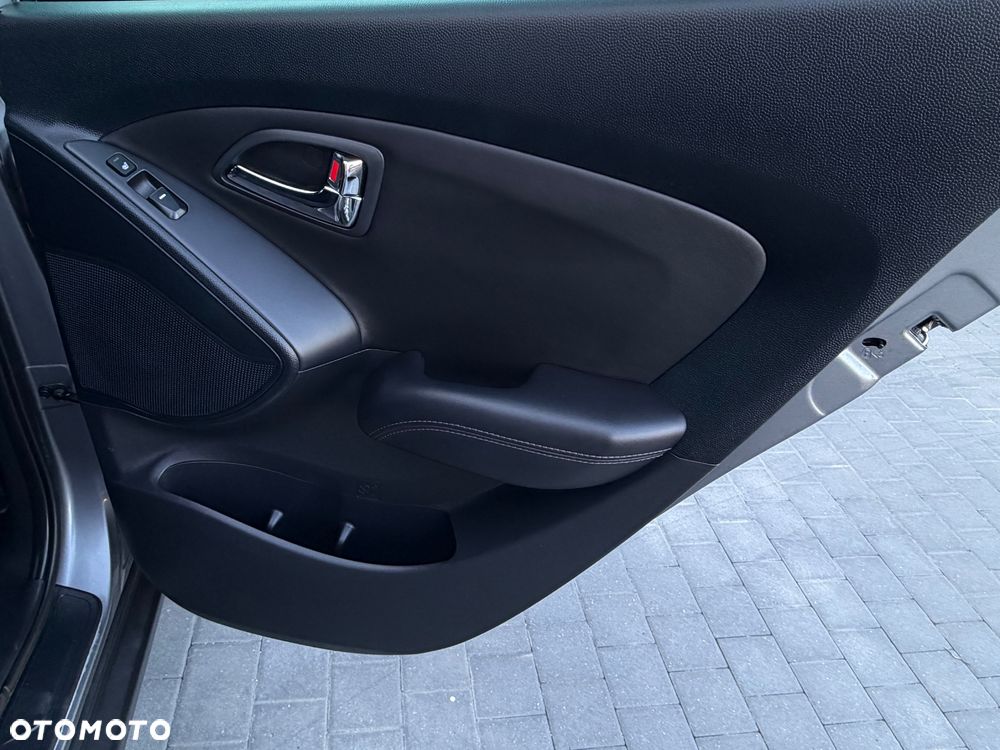 Hyundai ix35 2.0 4WD Premium - 33