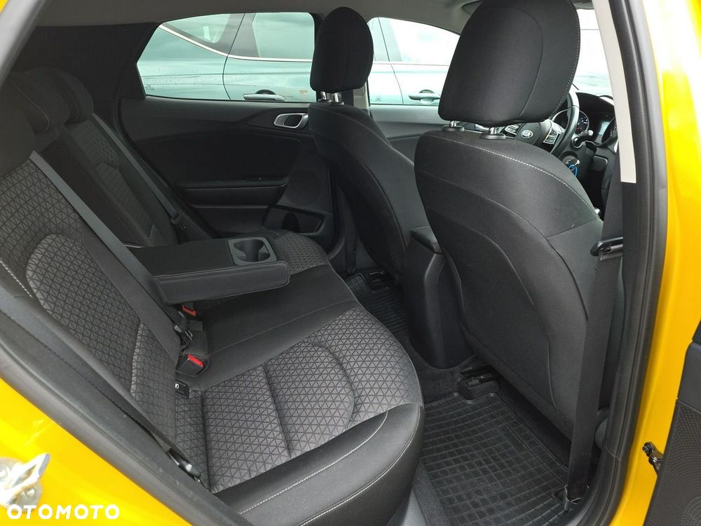 Kia XCeed 1.5 T-GDI M - 13