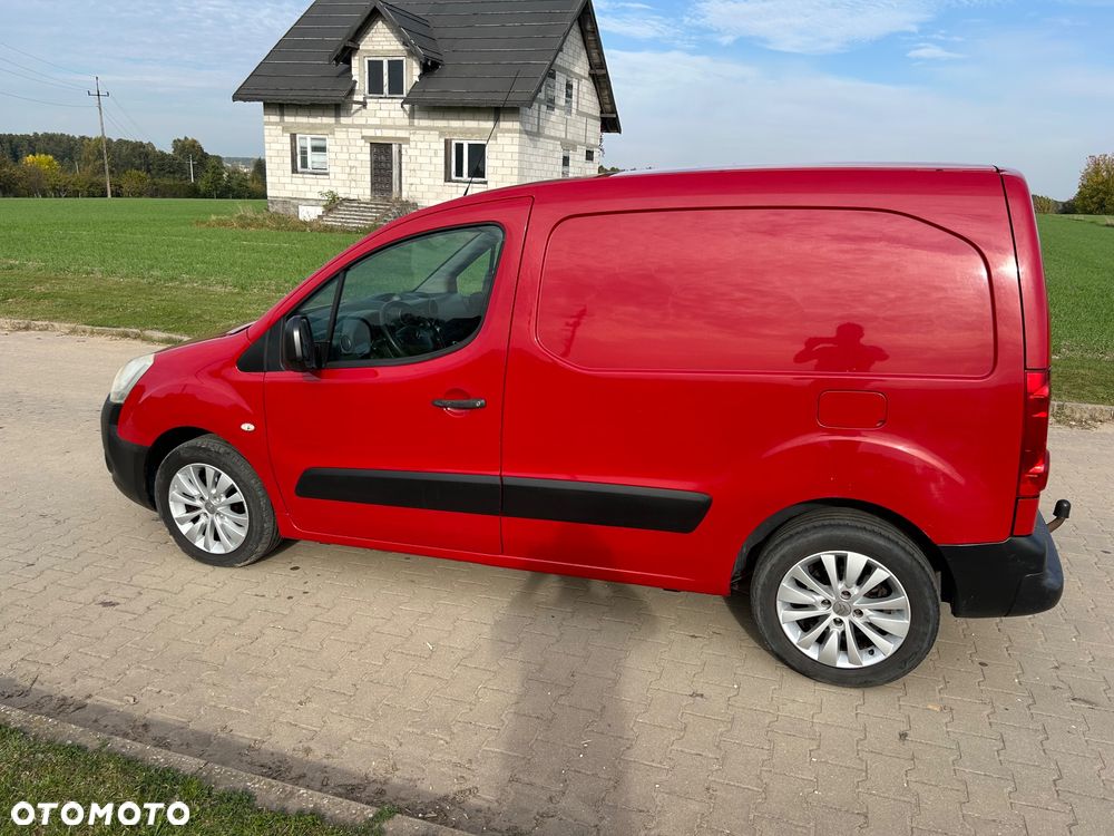 Citroen Berlingo 2011 photo 2