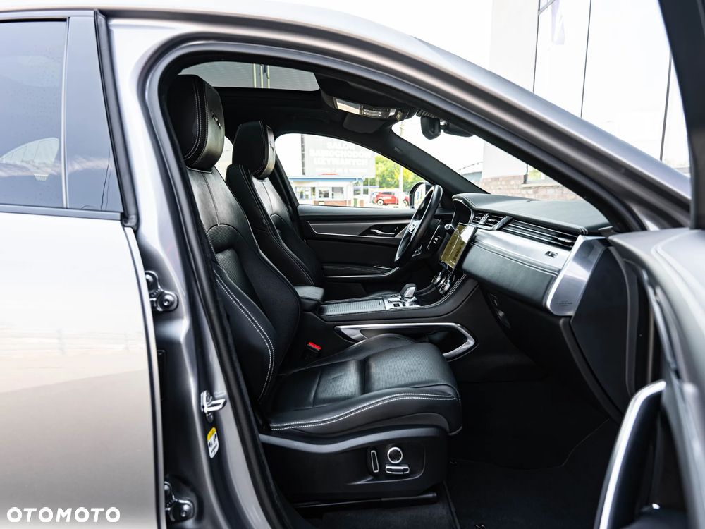 Jaguar F-Pace D200 AWD R-Dynamic S - 26