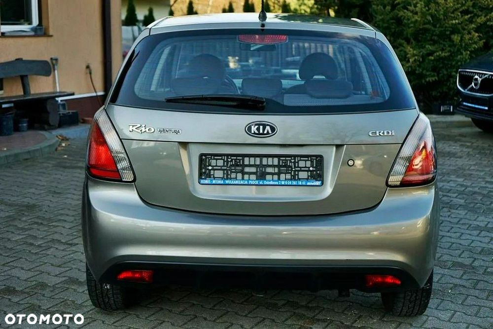 Kia Rio - 5