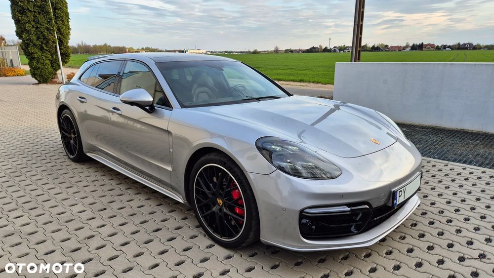 Porsche Panamera Turbo GPF - 3