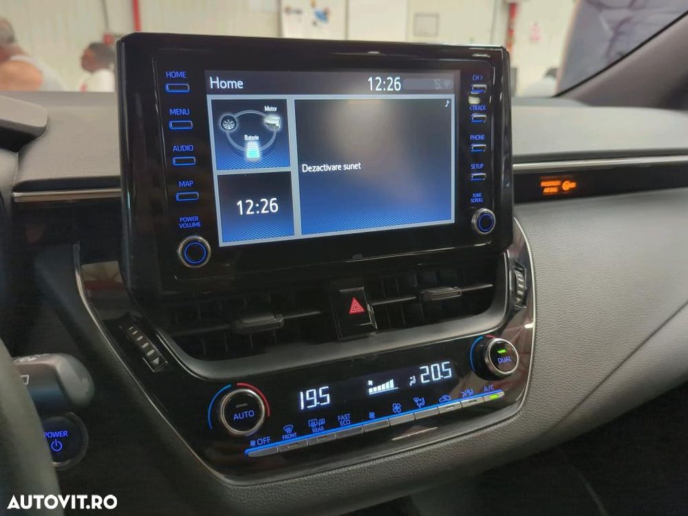 Toyota Corolla 1.8 HSD Business - 5
