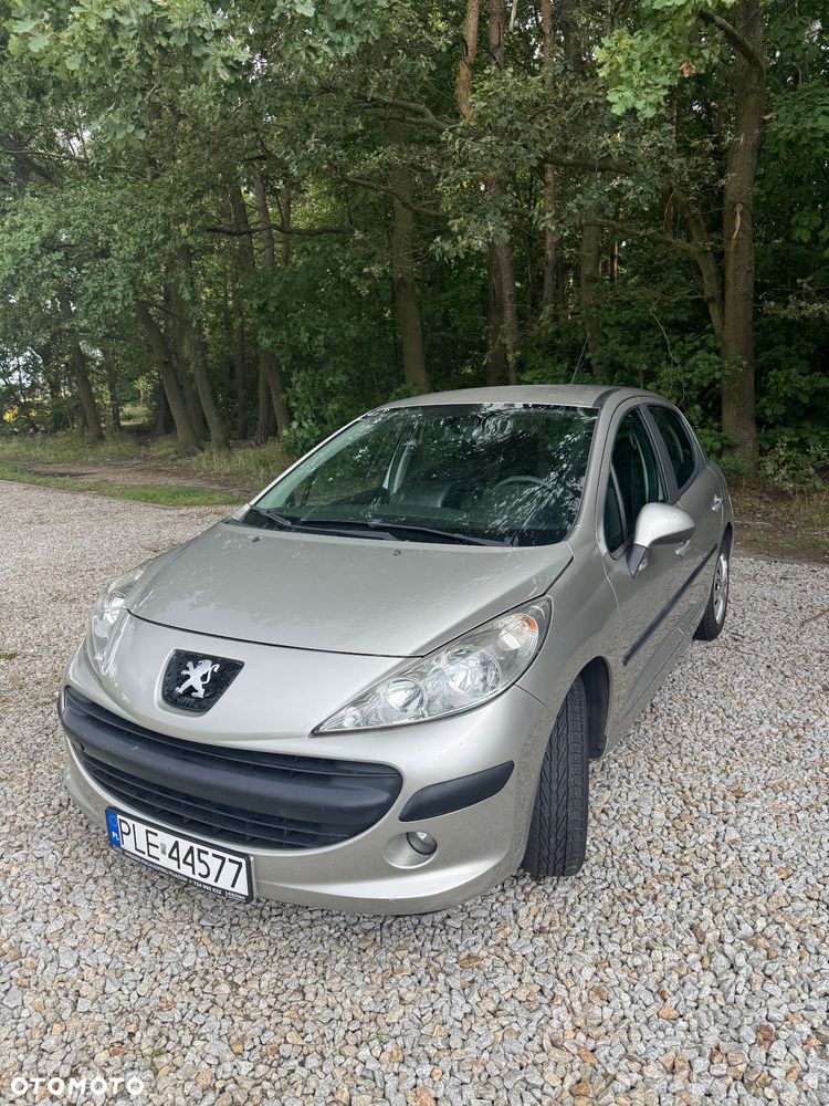 Peugeot 207 1.4 16V Trendy - 1