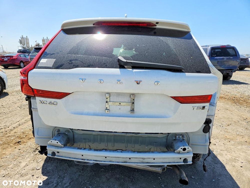 Volvo XC 60 T5 AWD Geartronic RDesign - 6