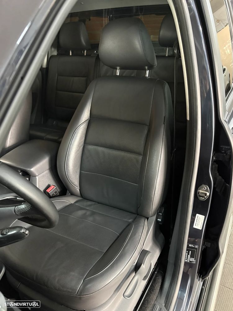 VW Amarok 2.0 BiTDI Auto Highline - 10