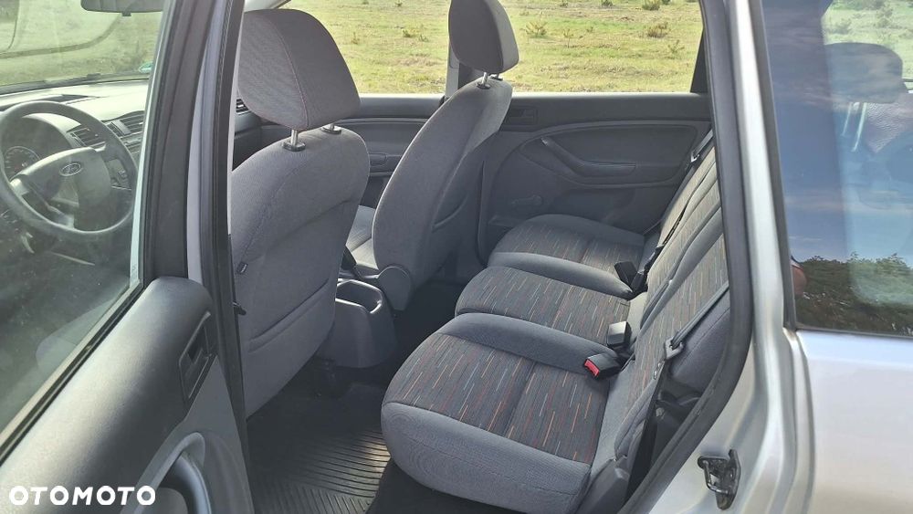 Ford C-MAX - 6