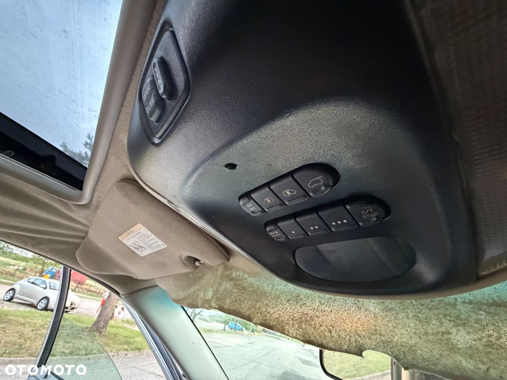 Dodge Grand Caravan - 7