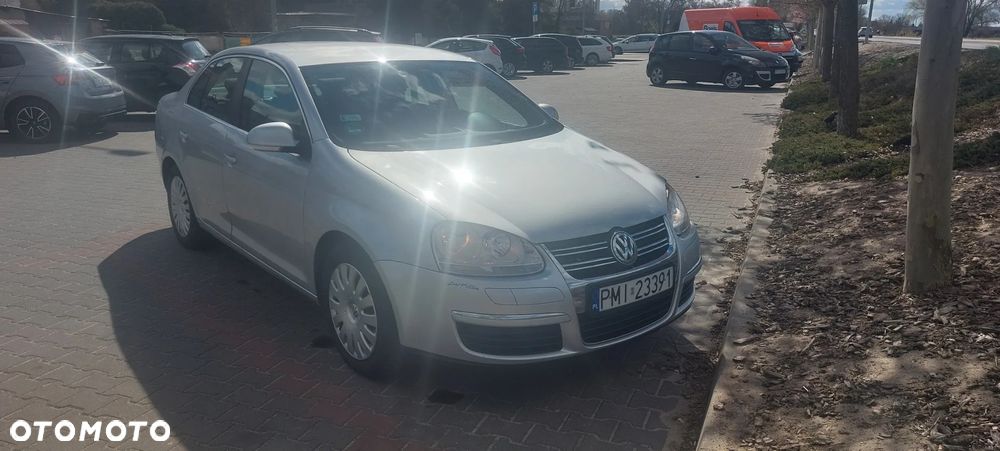 Volkswagen Jetta 1.9 TDI Comfortline - 19
