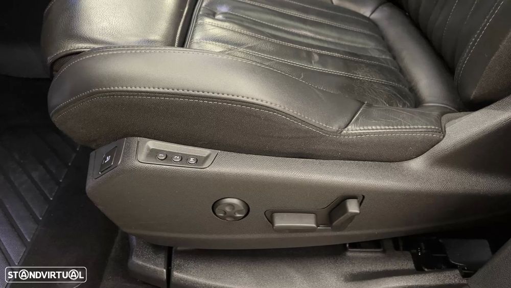 Peugeot 3008 1.5 BlueHDi Allure Pack - 19