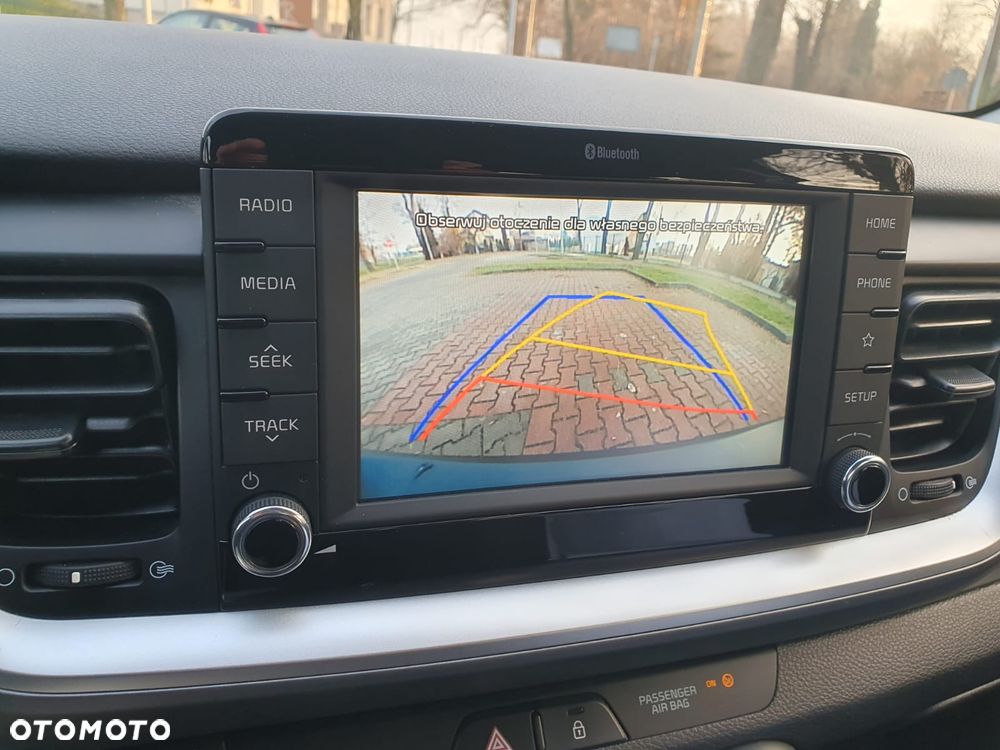 Kia Stonic 1.4 L - 9