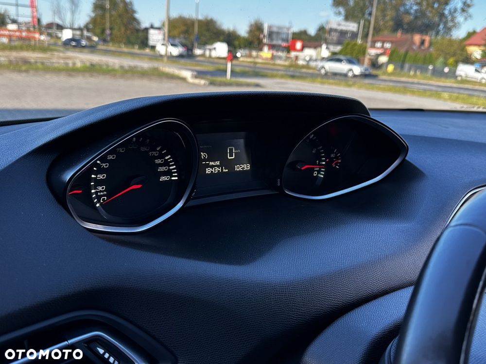Peugeot 308 125 THP Active - 30