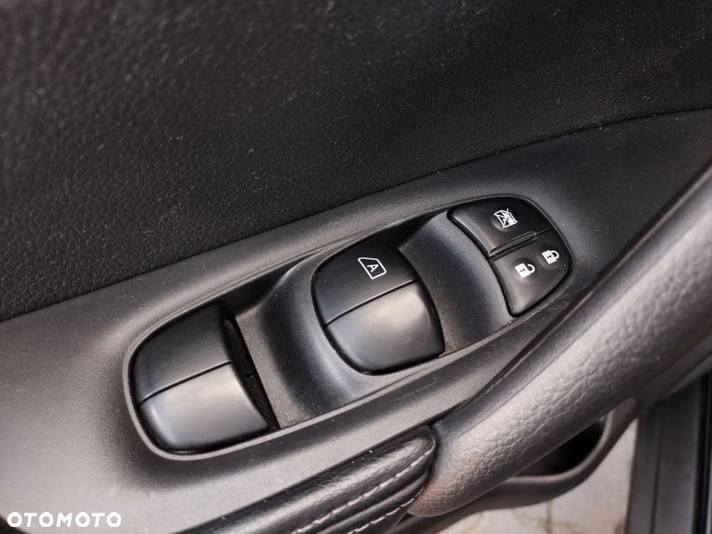 Nissan X-Trail 1.6 DIG-T N-Connecta 2WD - 15