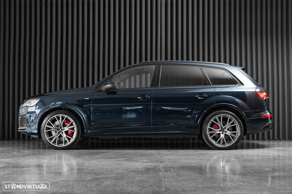 Audi Q7 55 TFSIe quattro S line Tiptronic - 2