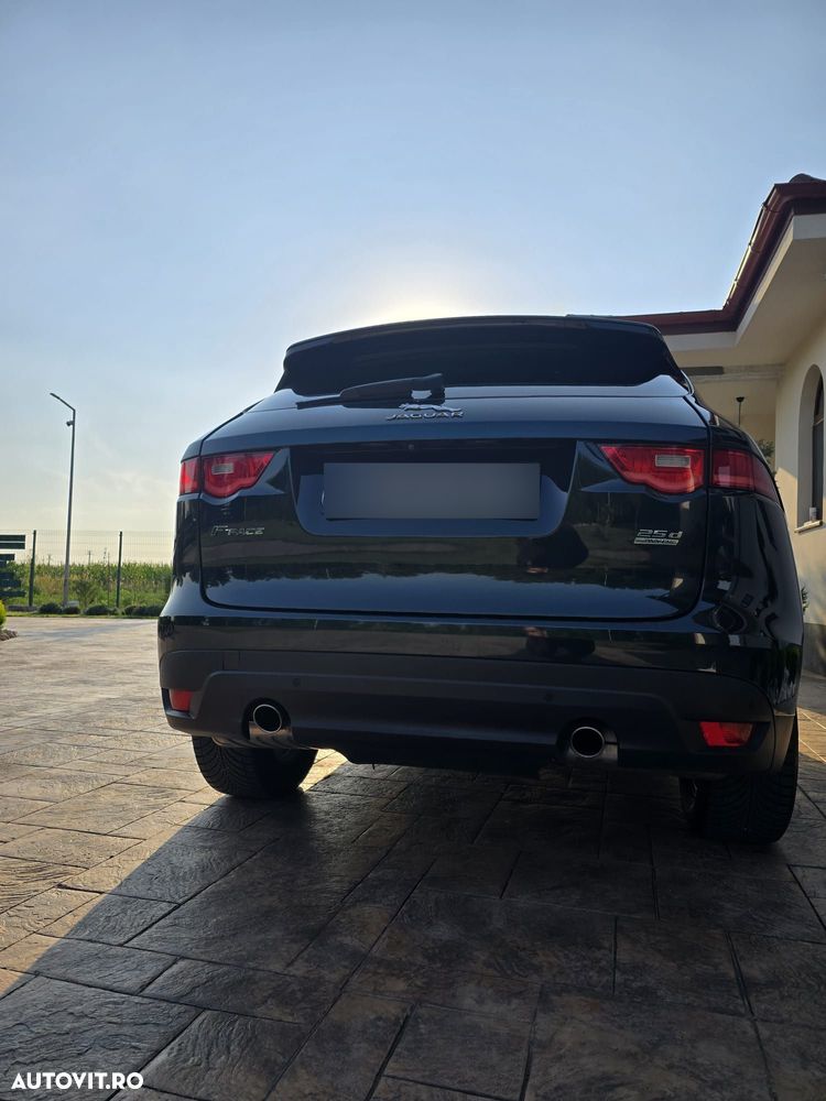 Jaguar F-Pace 25d AWD Portfolio - 5