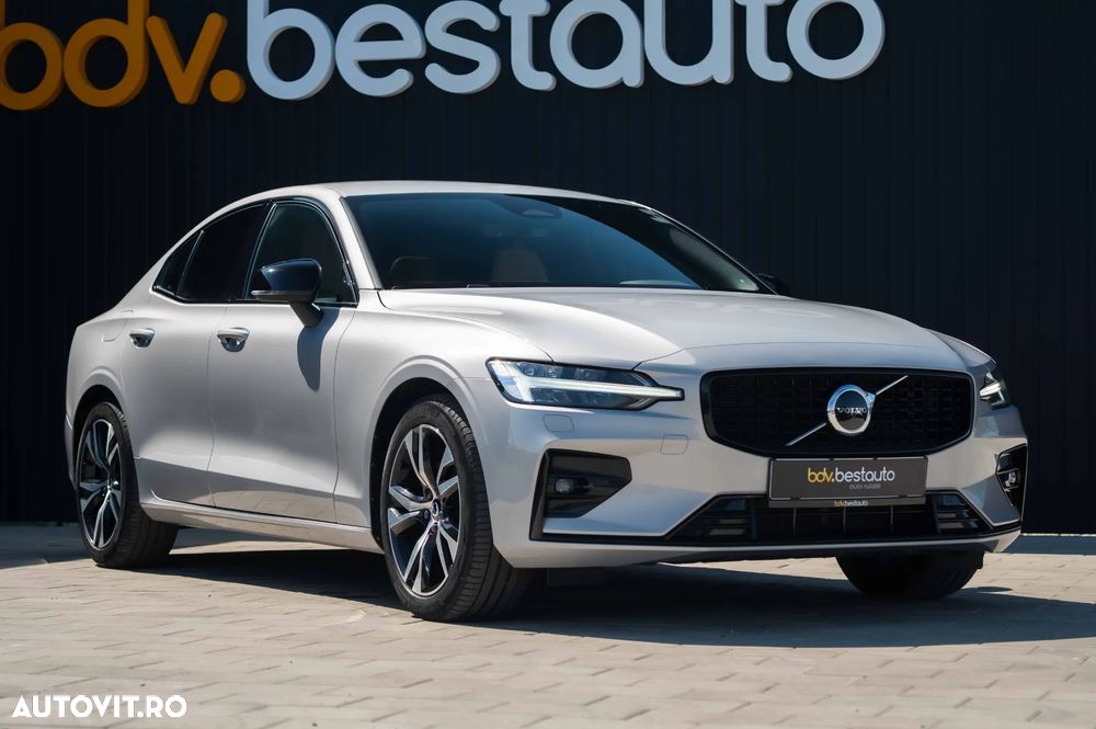 Volvo S60 B4 MHEV AT Plus Dark - 26