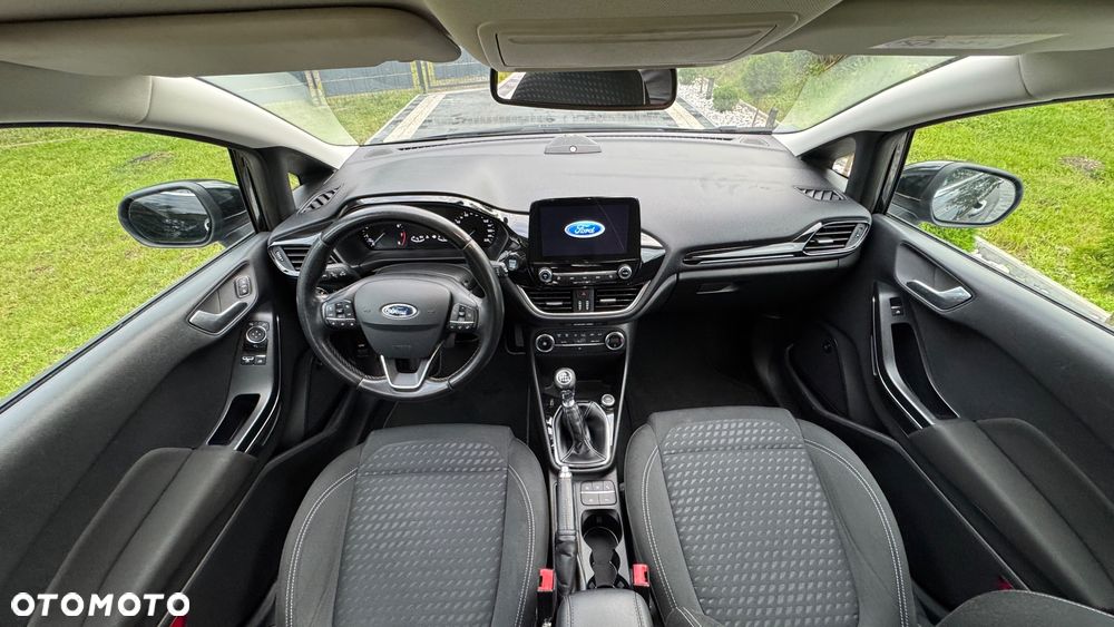 Ford Fiesta 1.0 EcoBoost Titanium - 24