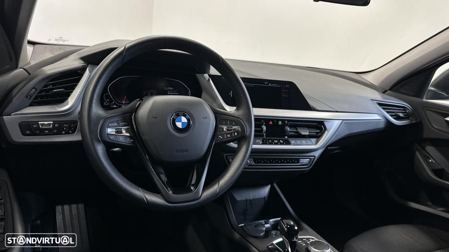BMW 116 d Corporate Edition Auto - 19