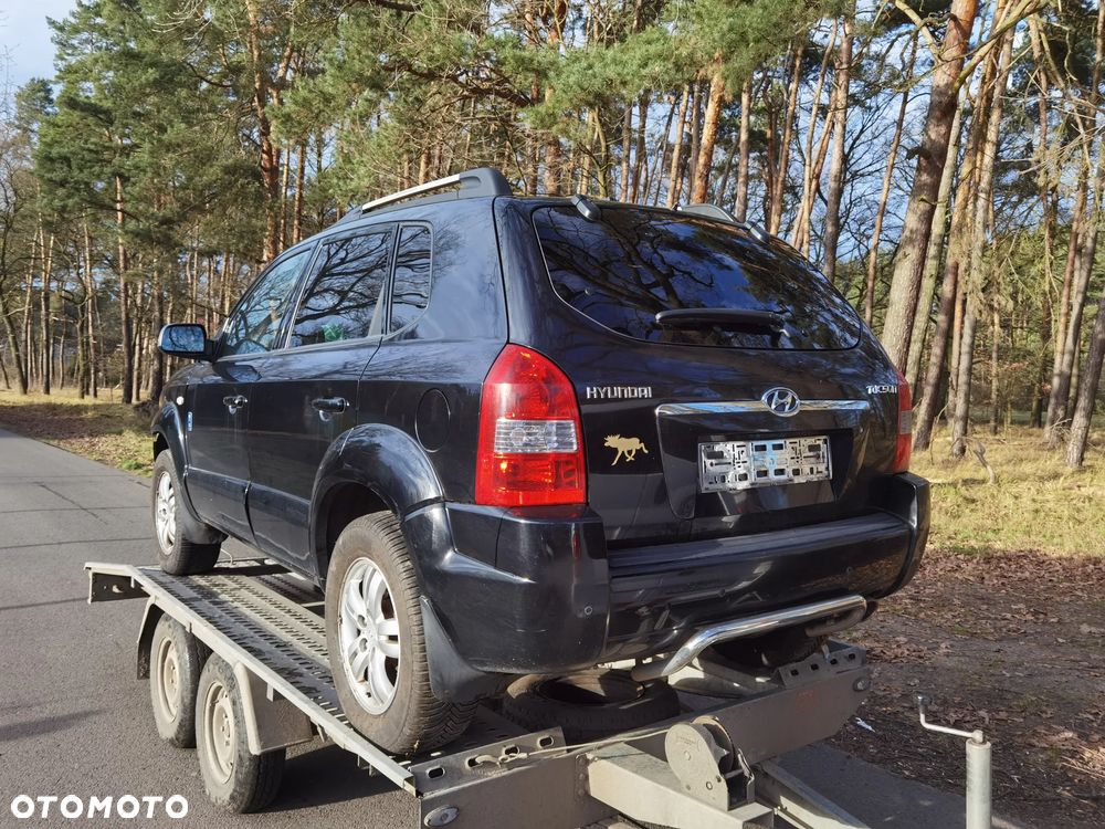 Hyundai Tucson 2.0 Elegance / Premium - 2