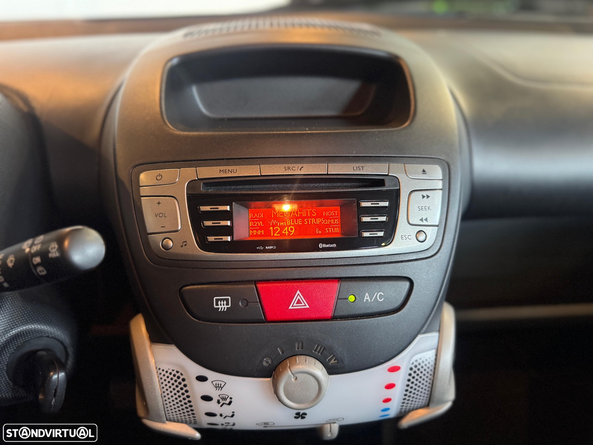 Toyota Aygo 1.0 X-Play+AC - 17