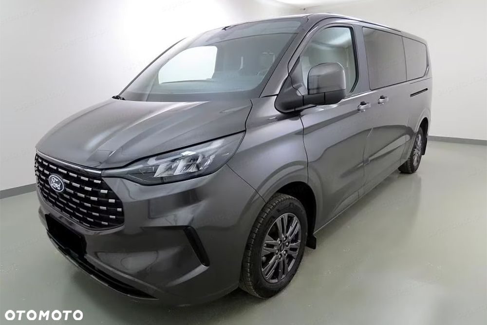 Ford Tourneo Custom - 3