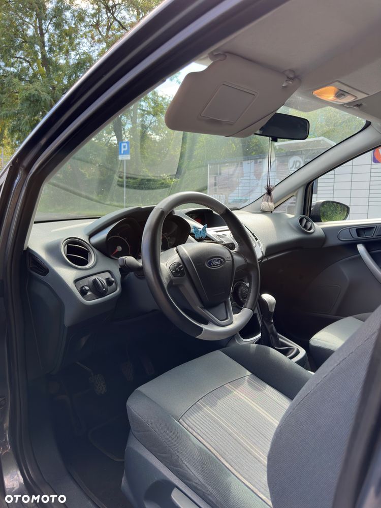 Ford Fiesta - 13