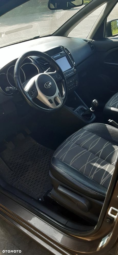 Kia Venga 1.6 Business Line - 15