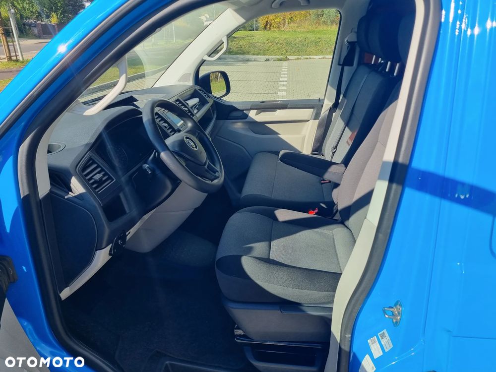 Volkswagen Transporter - 7