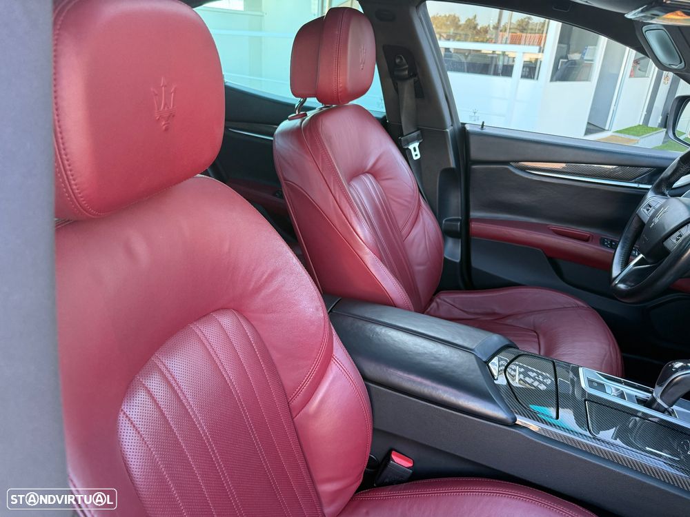 Maserati Ghibli 3.0 V6 - 23