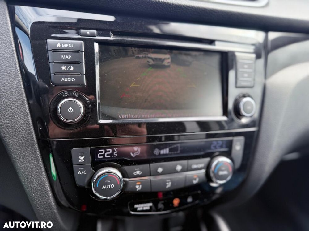 Nissan Qashqai 1.3 157CP 2WD DCT N-Connecta - 24