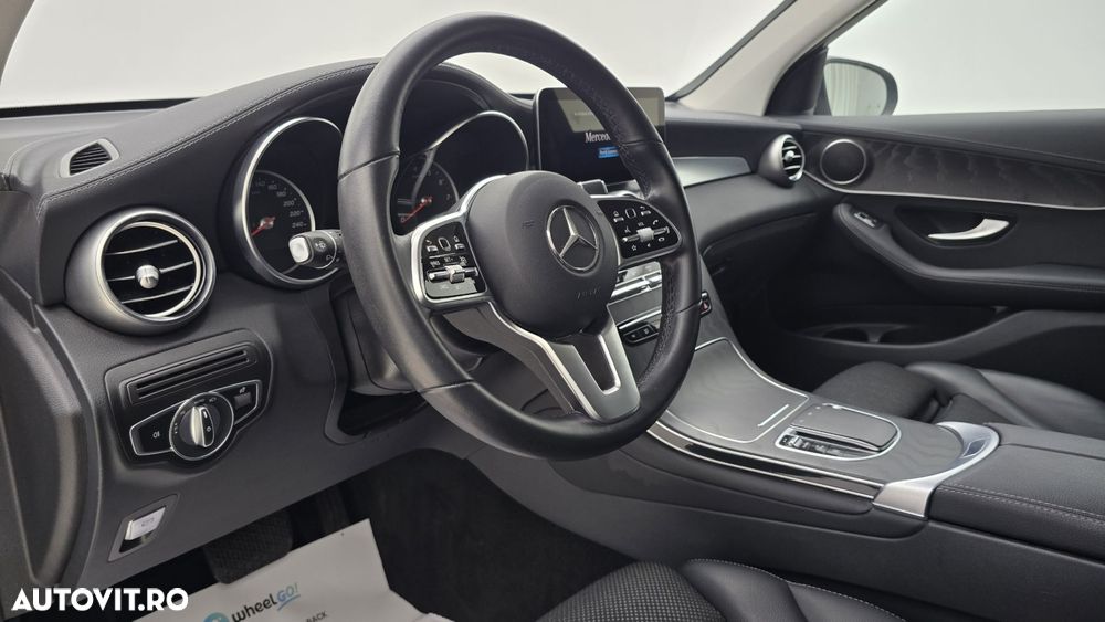 Mercedes-Benz GLC 300 e 4MATIC - 13
